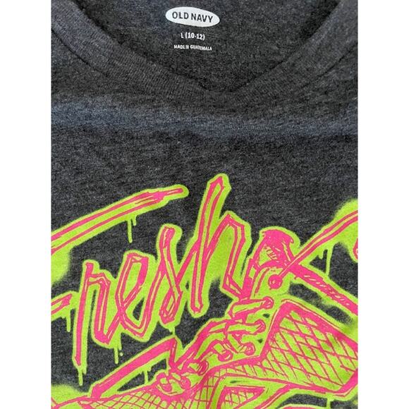 Old Navy Boys Graphic T-Shirt Size L (10-12) – “Fresh Kicks” Neon Sneaker Tee - Picture 3 of 3